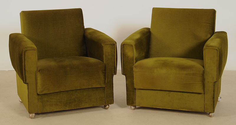 Zwei grüne Sessel aus den 70er Jahren 01